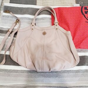 IUC Tory Burch bag